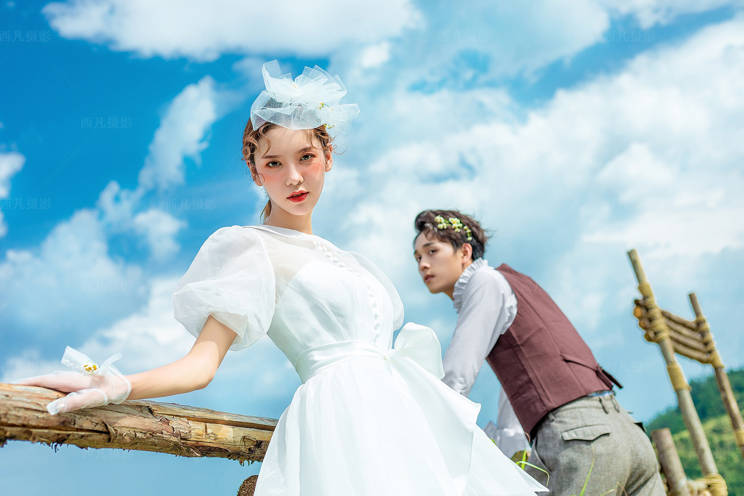 胸小的新娘穿什么婚纱好看,新娘怎么穿婚纱