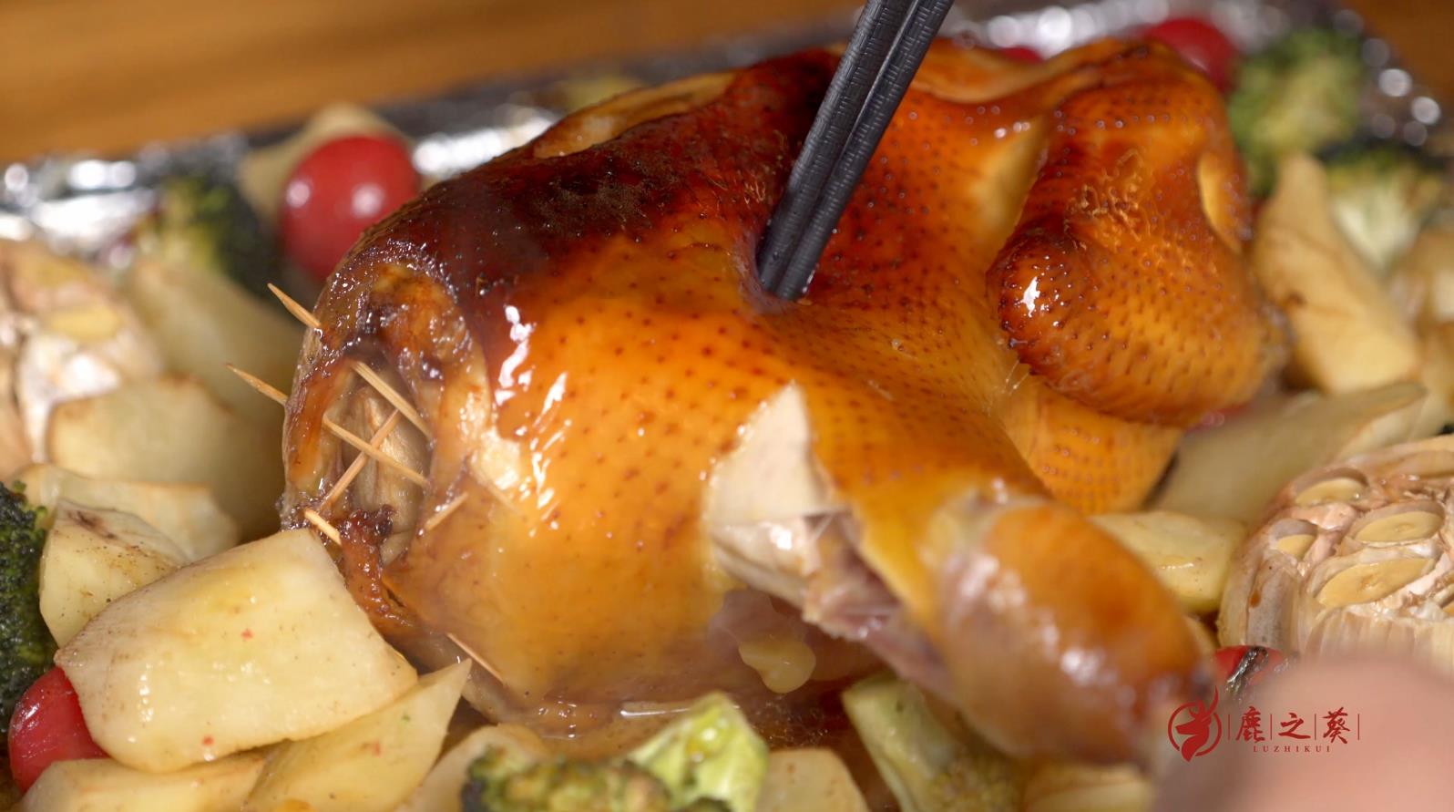 老贵阳烤鸡方法与技巧,炭火烤鸡用什么配料最好吃