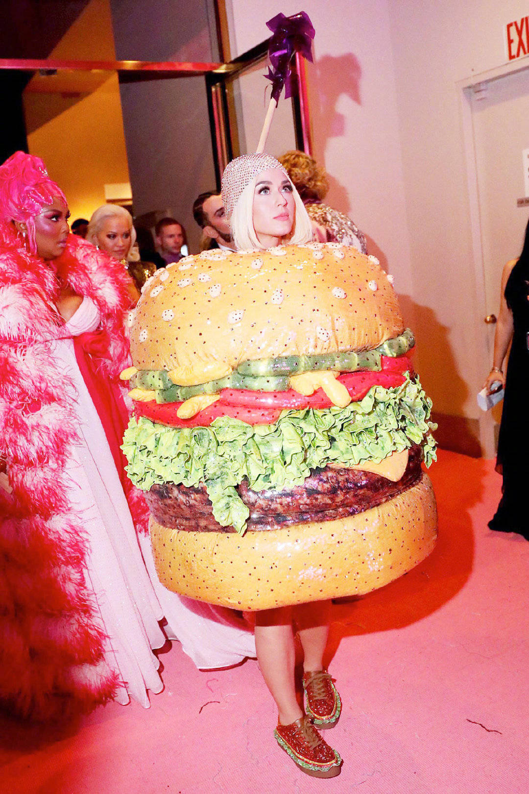 100张超级好看的照片,metgala20个最佳造型