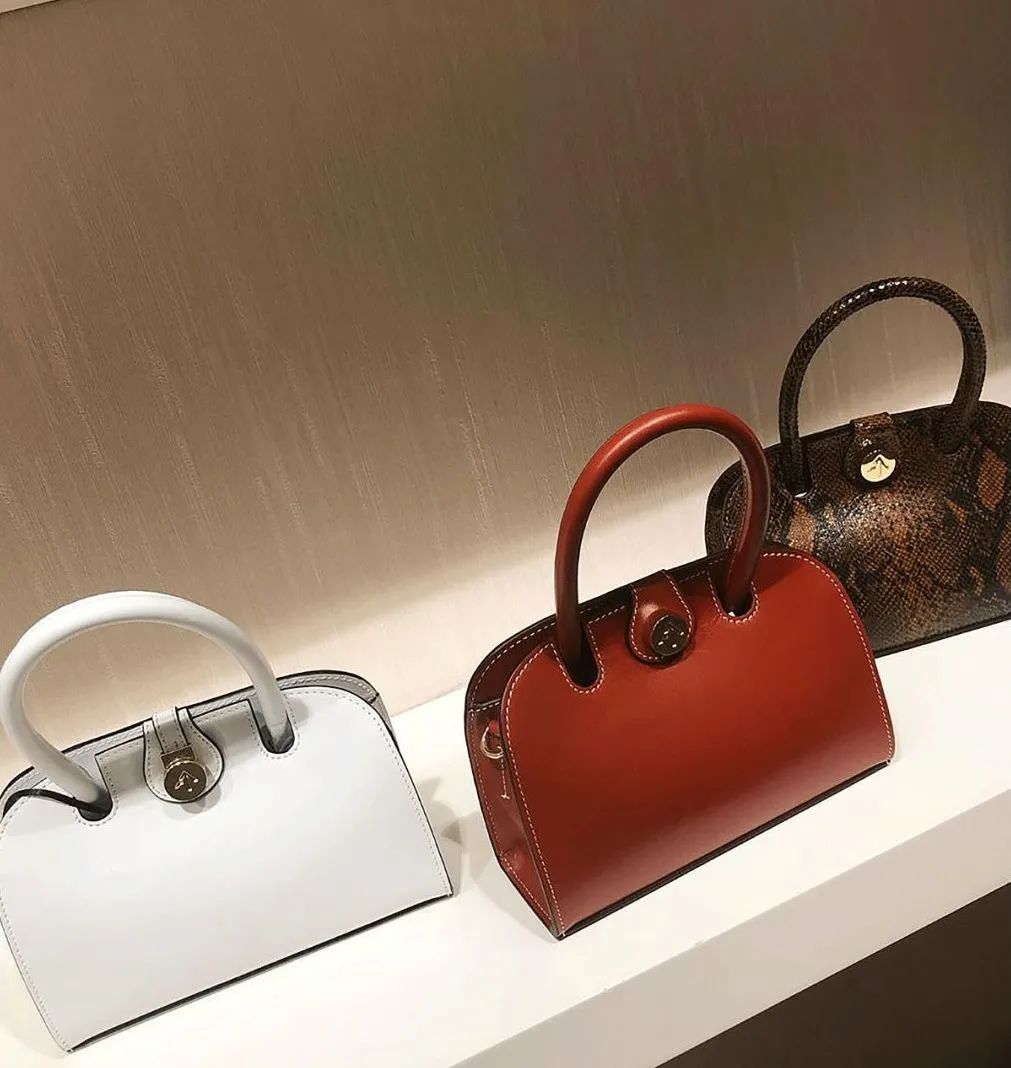 十大入门级轻奢女包千元下,女士小众轻奢品牌包推荐