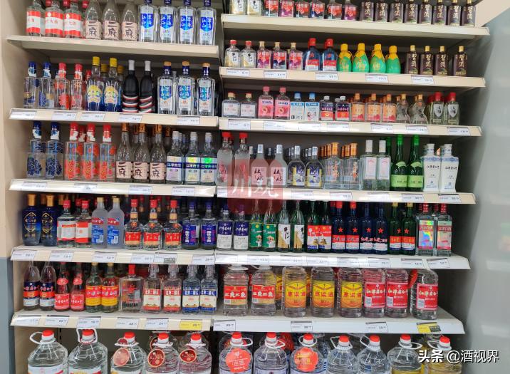 光瓶无标酒,网上卖的无盒光瓶酒是真的吗