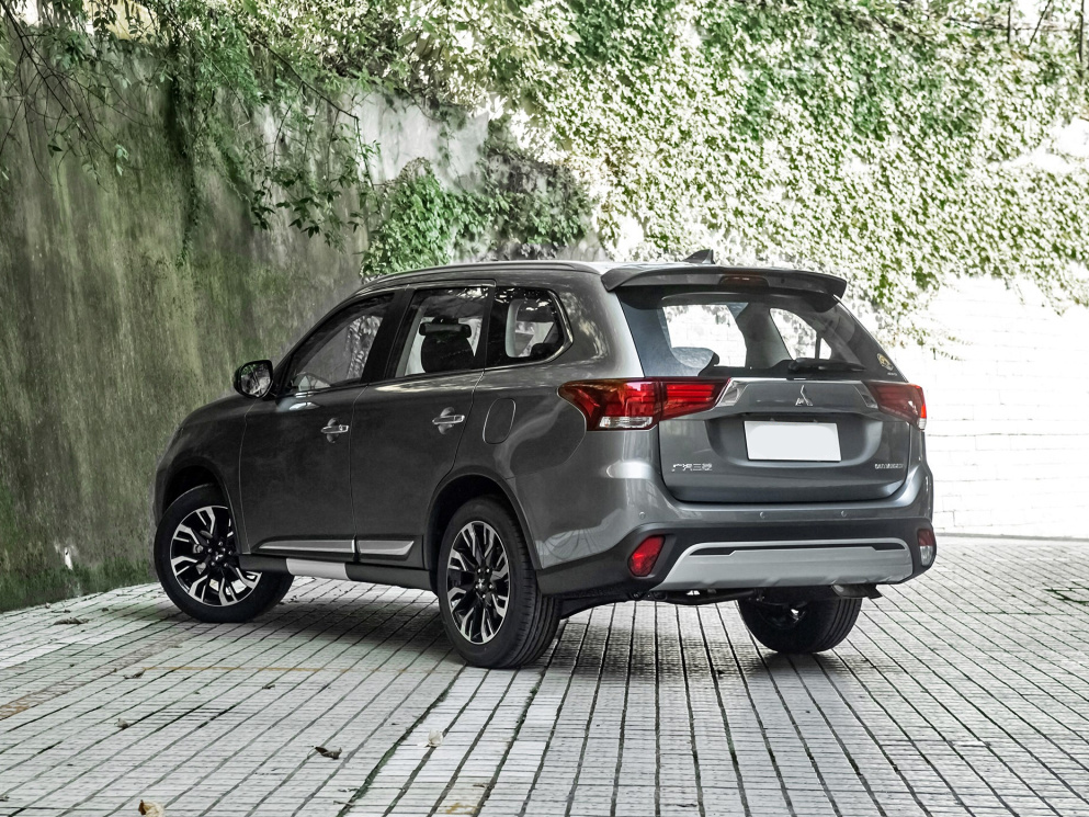 日系“实力派”倒下，欧蓝德5月销量5411辆，不到16w起为啥卖不动