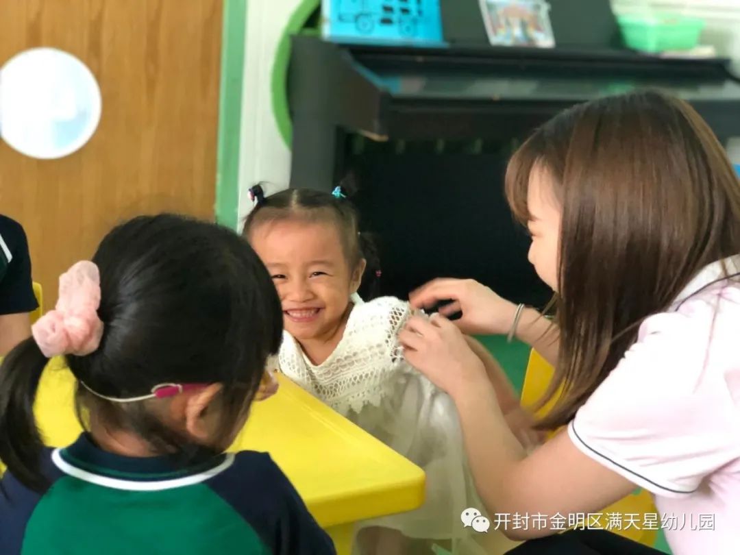 幼儿园开学第一周精彩掠影,幼儿园开学第一周快乐时光