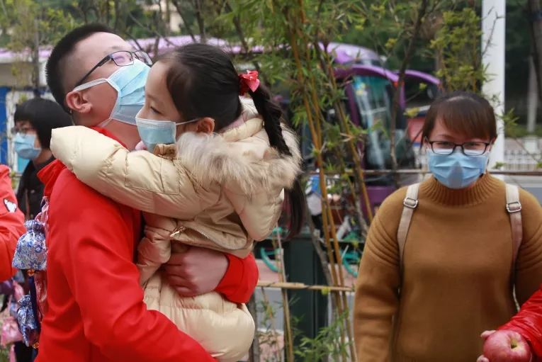 支援荆州医疗队抵达荆州,驰援湖北荆州医疗队