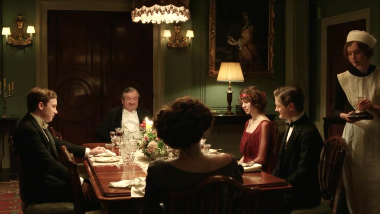 罪恶之家讲述的是什么,罪恶之家电影解析