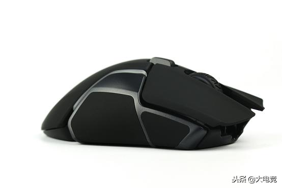 赛睿鼠标rival650,赛睿aerox3跟rival650对比