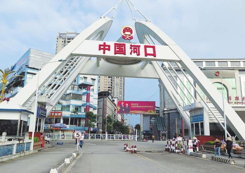 云南哪个地方可以看到越南的城市,云南边境靠越南城市有哪些