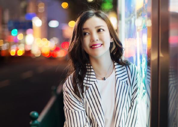 37岁大姑姐未婚,35岁大姑姐还赖在家里不结婚