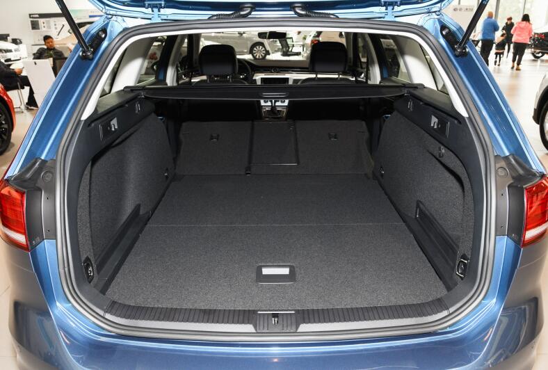 后备厢可达1780L搭载EA888的进口大众车不足7秒破百何必再看SUV