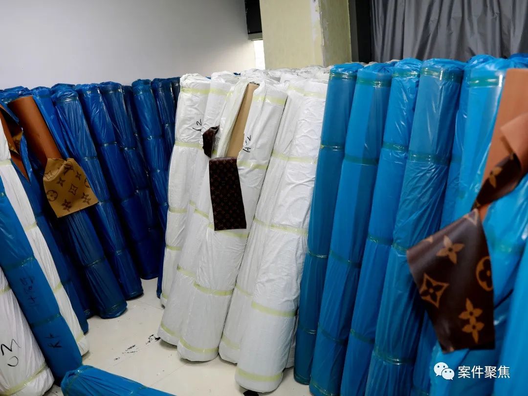 广东假冒lv包涉案案件,查获国内假冒lv名牌服装销售案