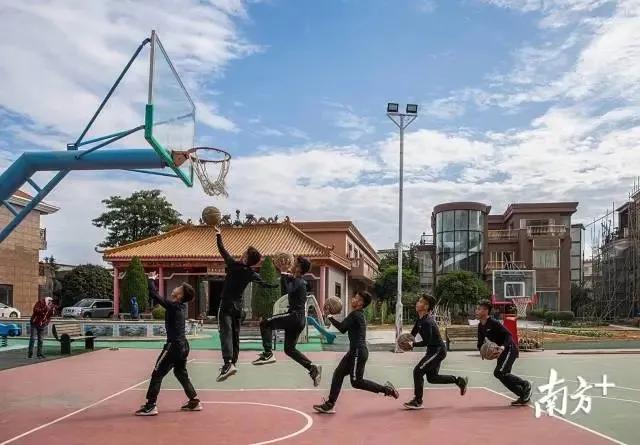 这群上不了赛场的人,给辱骂奥运会运动员的喷子上了最好的一课