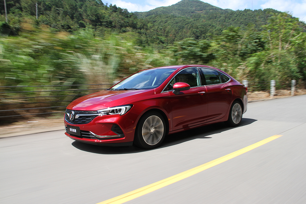 君越速腾,十五万公里的君越值得入手吗