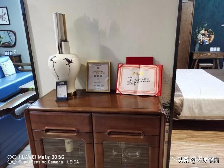 环球徽商万里行考察团走进安徽彭氏餐饮管理公司