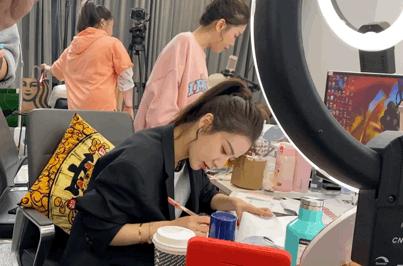 双11攻略2019薇娅,2020双十一晚会薇娅