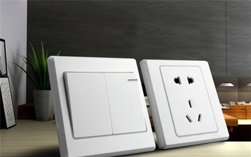 一个插座改成3个插座怎么接线,插座接线图正确的接法