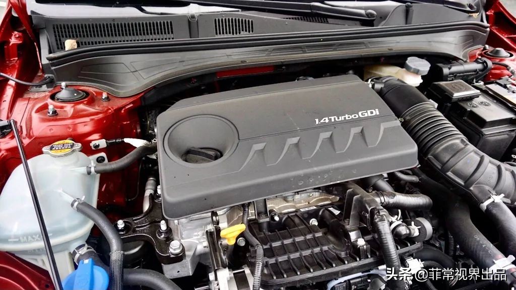 起亚k32021款改款1.5lcvt时尚版,起亚k32020款1.5lcvt智享互联版