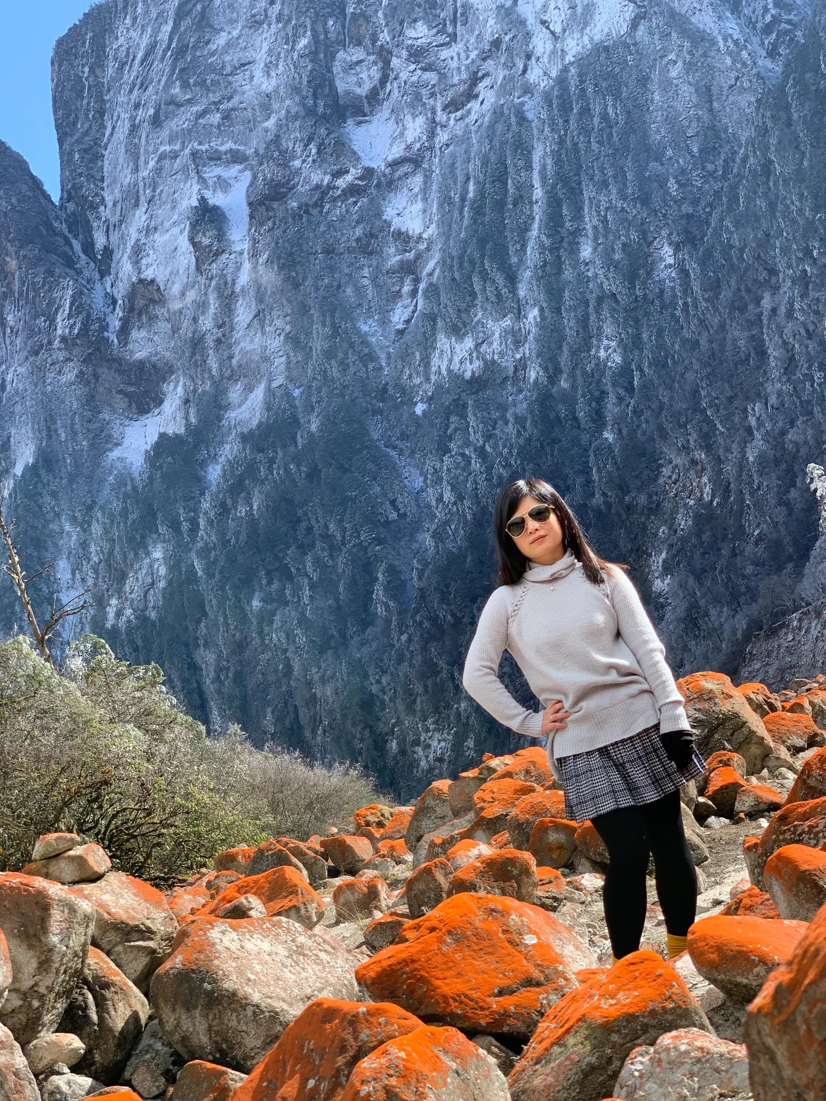 海螺沟燕子沟旅游攻略,海螺沟和燕子沟哪个更值得去