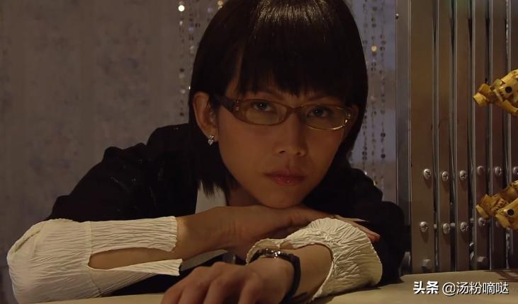 洛神赋电视剧蔡少芬掩面哭泣,洛神赋蔡少芬水中镜头