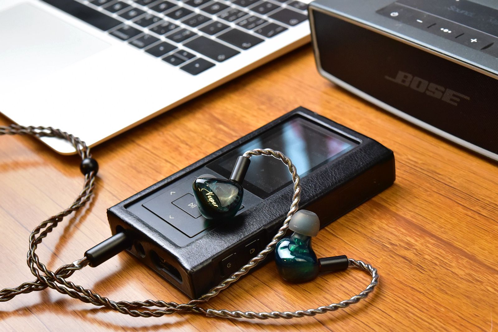 小众只是在国内不出名，在日本耳机圈它却是索尼般的存在