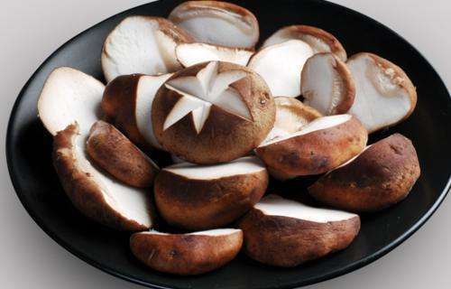 鎬庢牱绉嶆棣欒弴,绉嬫牻棣欒弴绉嶆