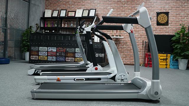 2000元左右跑步机哪个性价比高,2000左右可以看电视的跑步机推荐