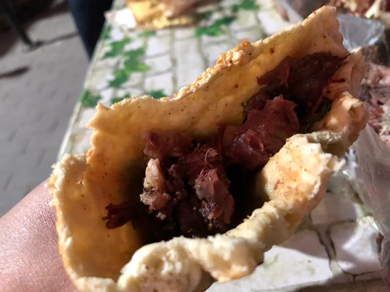 郑州夫妻卖肉夹馍,河南的夫妻卖烧饼