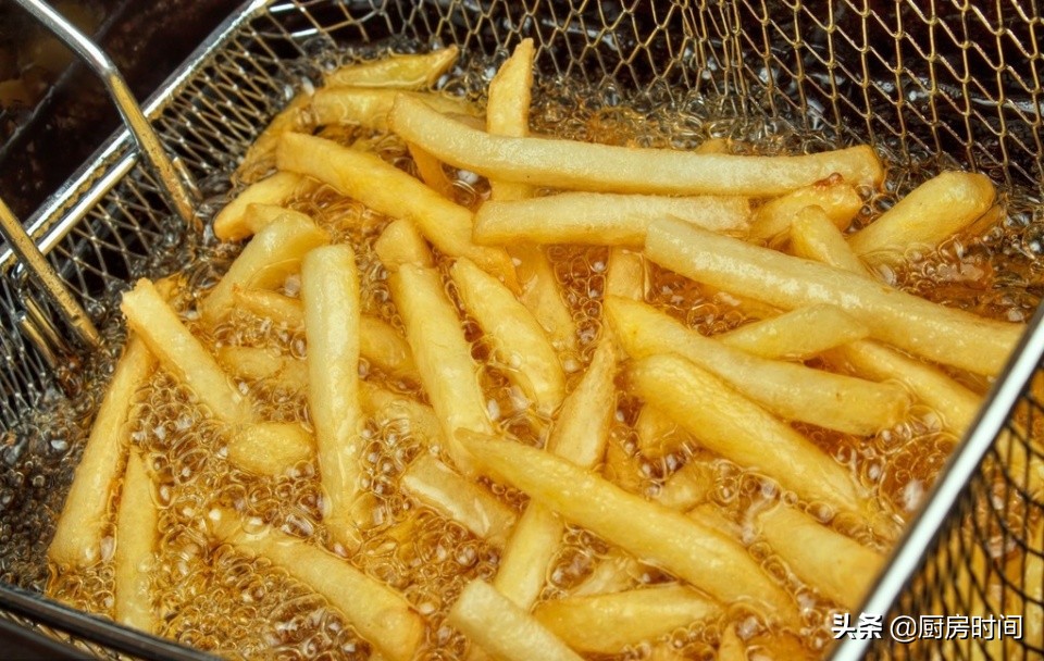 为什么我炸的薯条凉了后软趴趴的,薯条怎么炸的又酥脆不回软
