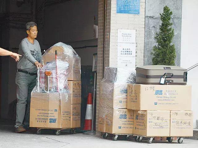 有钱有闲风华绝代,有钱有闲有美貌