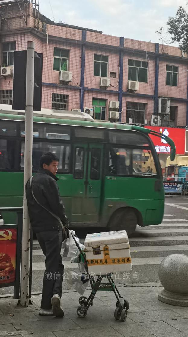 你每天走在大冶街头,竟然不知道这些移动小摊贩?