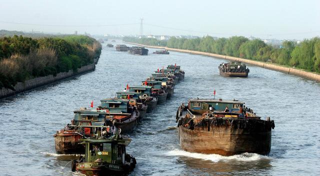 一条流淌万年的母亲河,一条奔流的河穿城而过