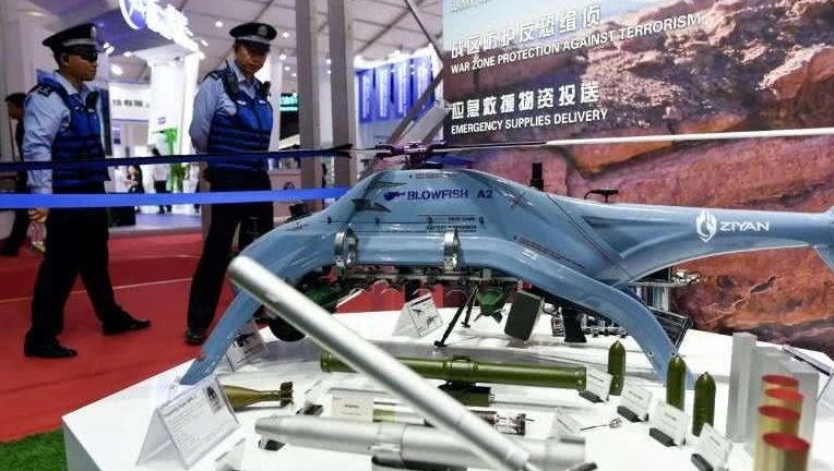 中国陆军修炼出“空中迫击炮”，以后吃鸡再也不用打CQB了