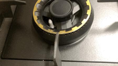 怎样知道燃气灶用了几年了,美的q67燃气灶是高端机吗