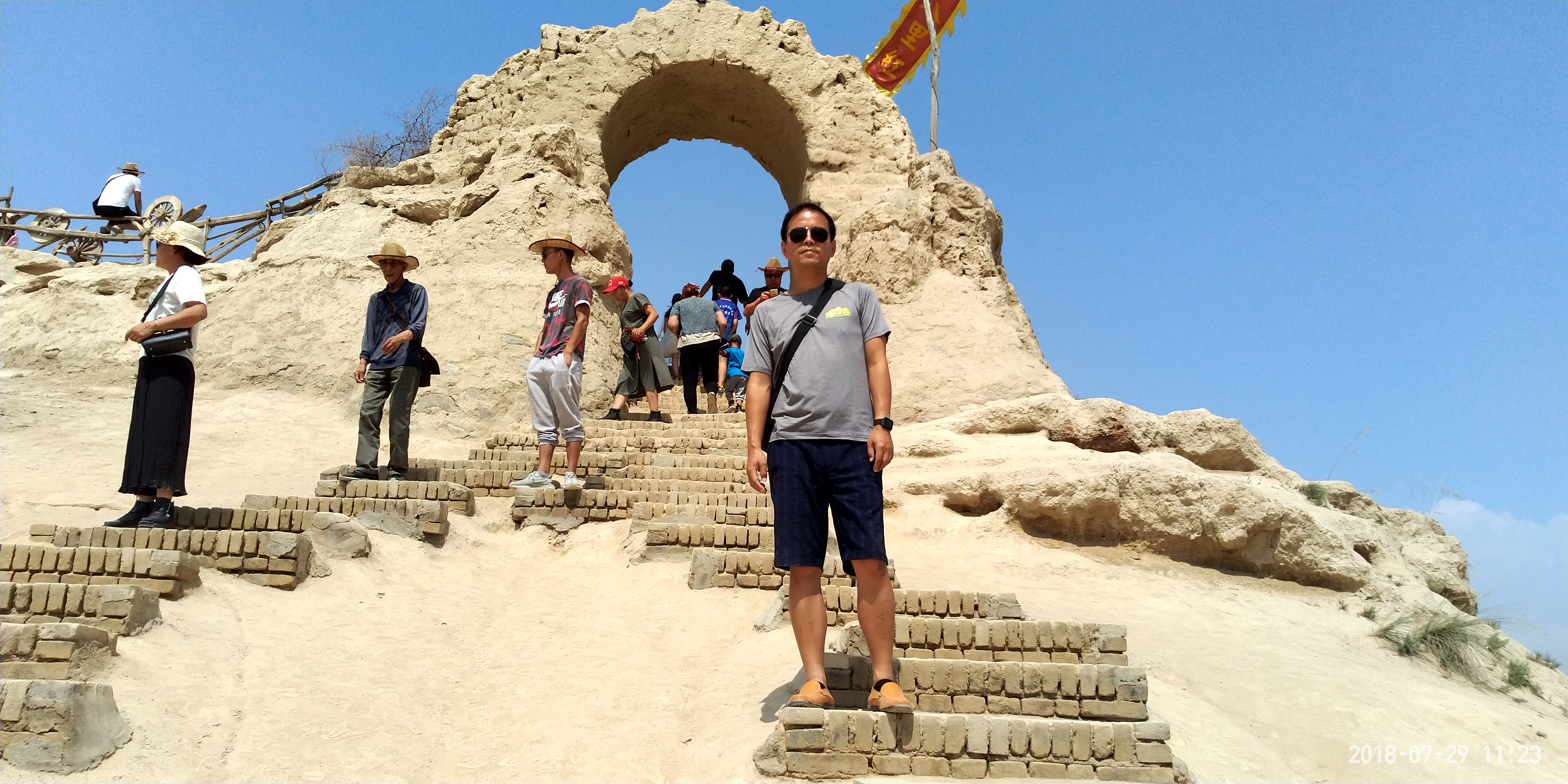 最新自驾出疆路线攻略,湖北出发新疆自驾游最佳路线寒假