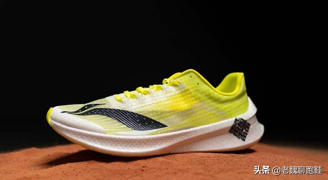 为什么有人买鞋非要买耐克,安踏好还是阿迪达斯好