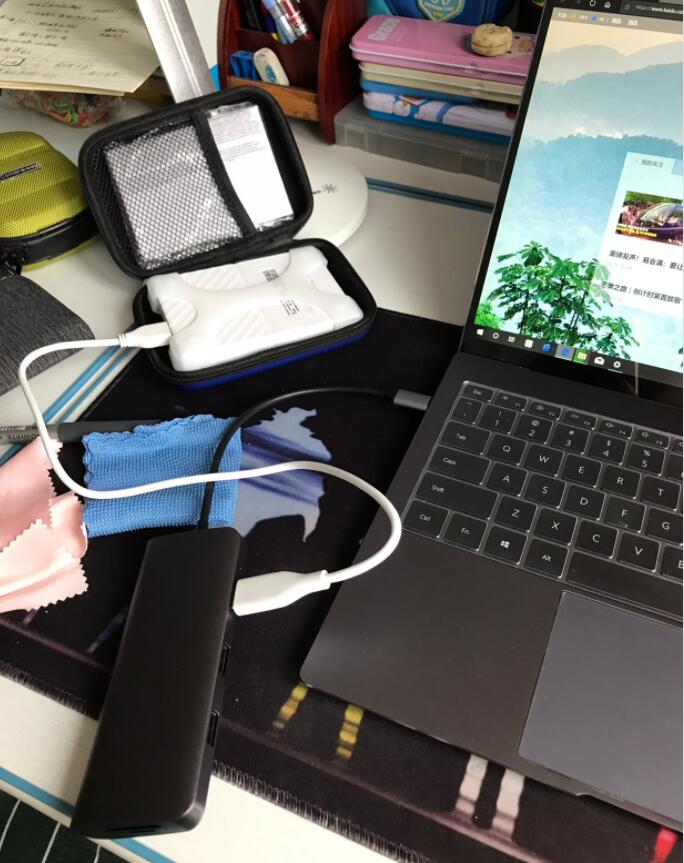 vivo手机如何有线投屏到电视,华为手机有线投屏电视方法