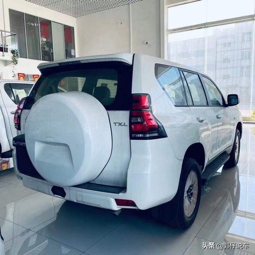 丰田霸道4000真实的越野性能场景,丰田霸道4000是一款suv车型