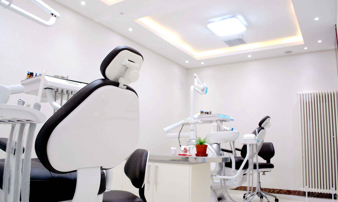 口腔门诊生意不好的三大原因,牙齿也疯狂