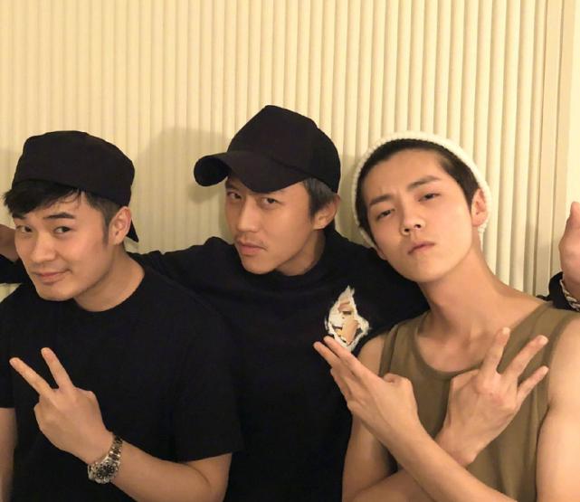 鹿晗关晓彤恋爱经历,鹿晗关晓彤的恋爱史