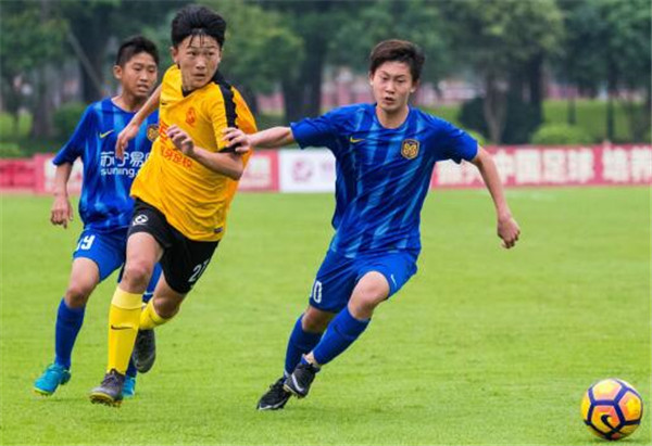 高规格高起点搭建赛事平台 恒大足校招生广纳明日之星