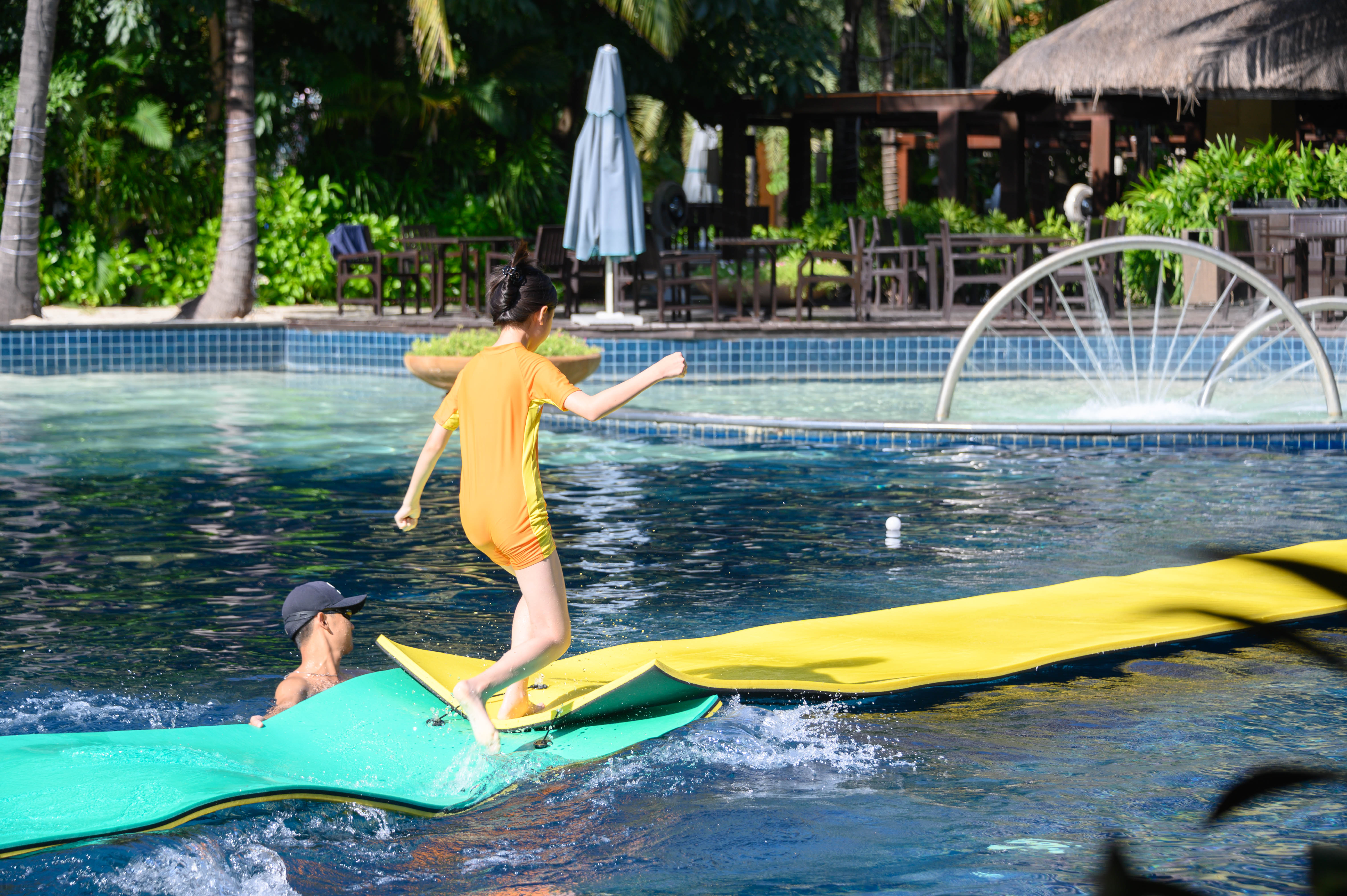 夏天的三亚海边有多热,三亚的夏天比广州和深圳都要凉快