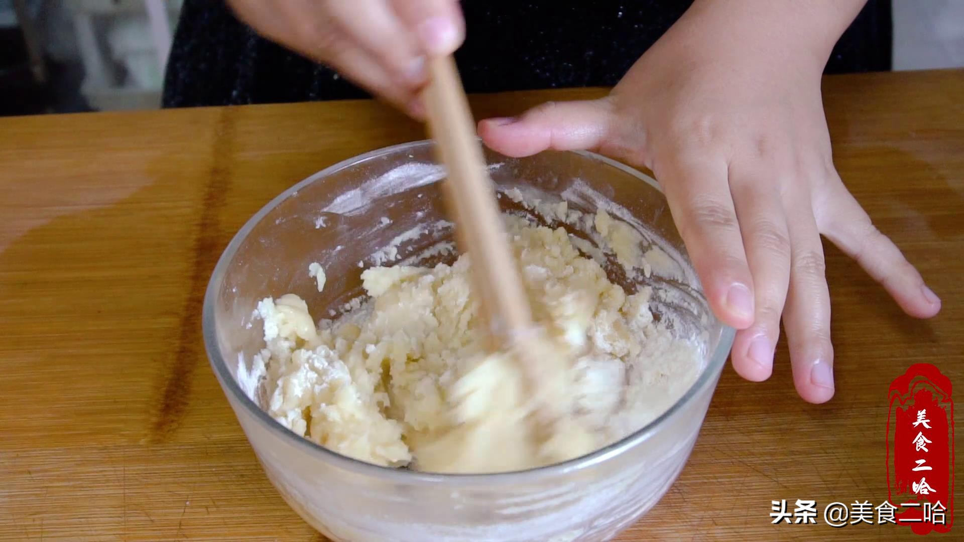 老式酥皮月饼皮的配方,老式酥皮月饼的商用制作配方
