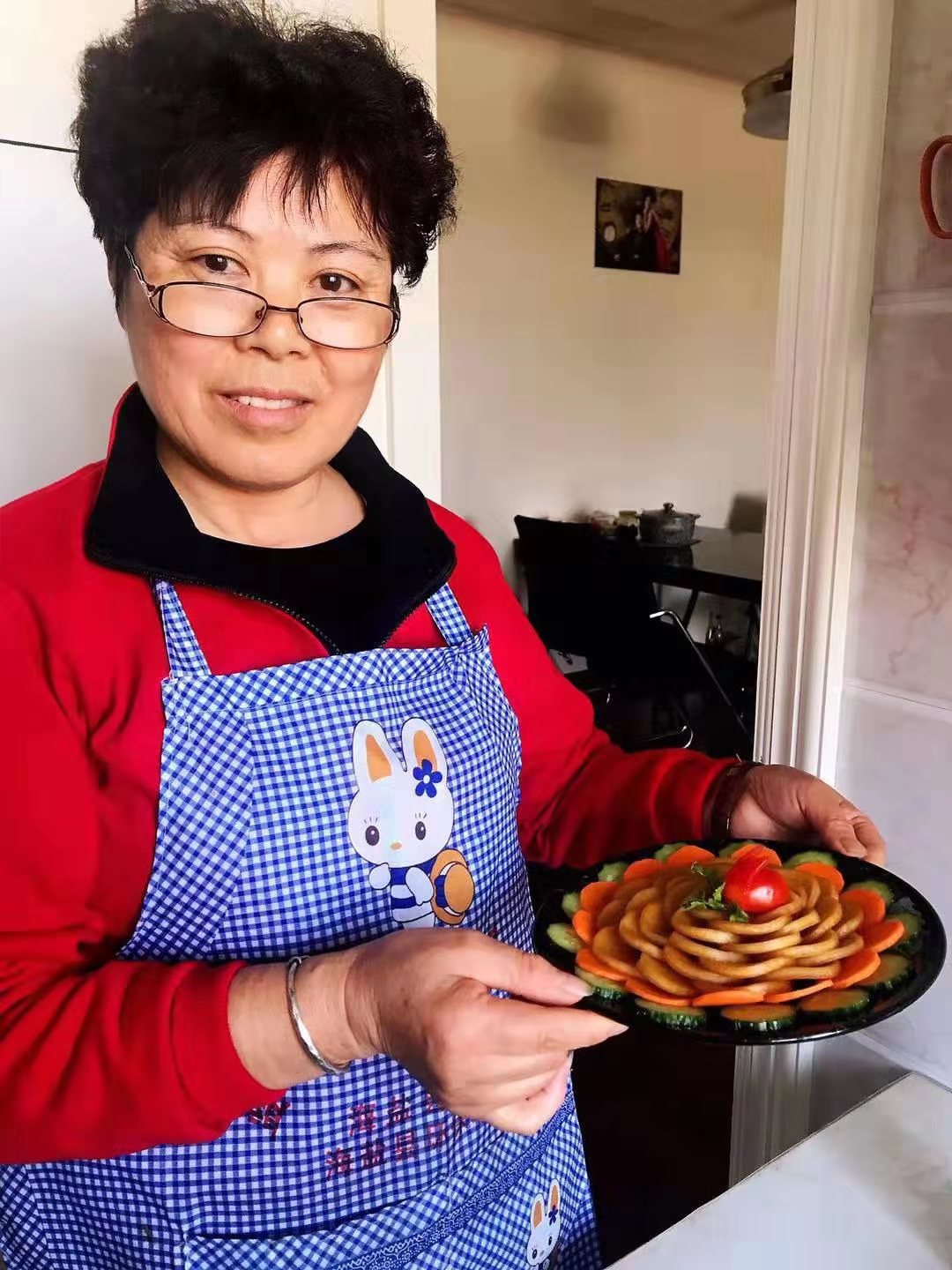 第四届v厨杯展示大赛,第四届国际中餐名厨杯厨艺交流赛