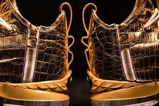 珠光宝气的穿着,珠光宝气光鲜亮丽