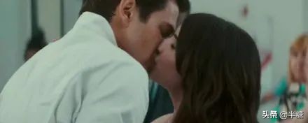 让人三观尽毁的欧美爱情电影,三部又甜又虐高分欧美爱情电影