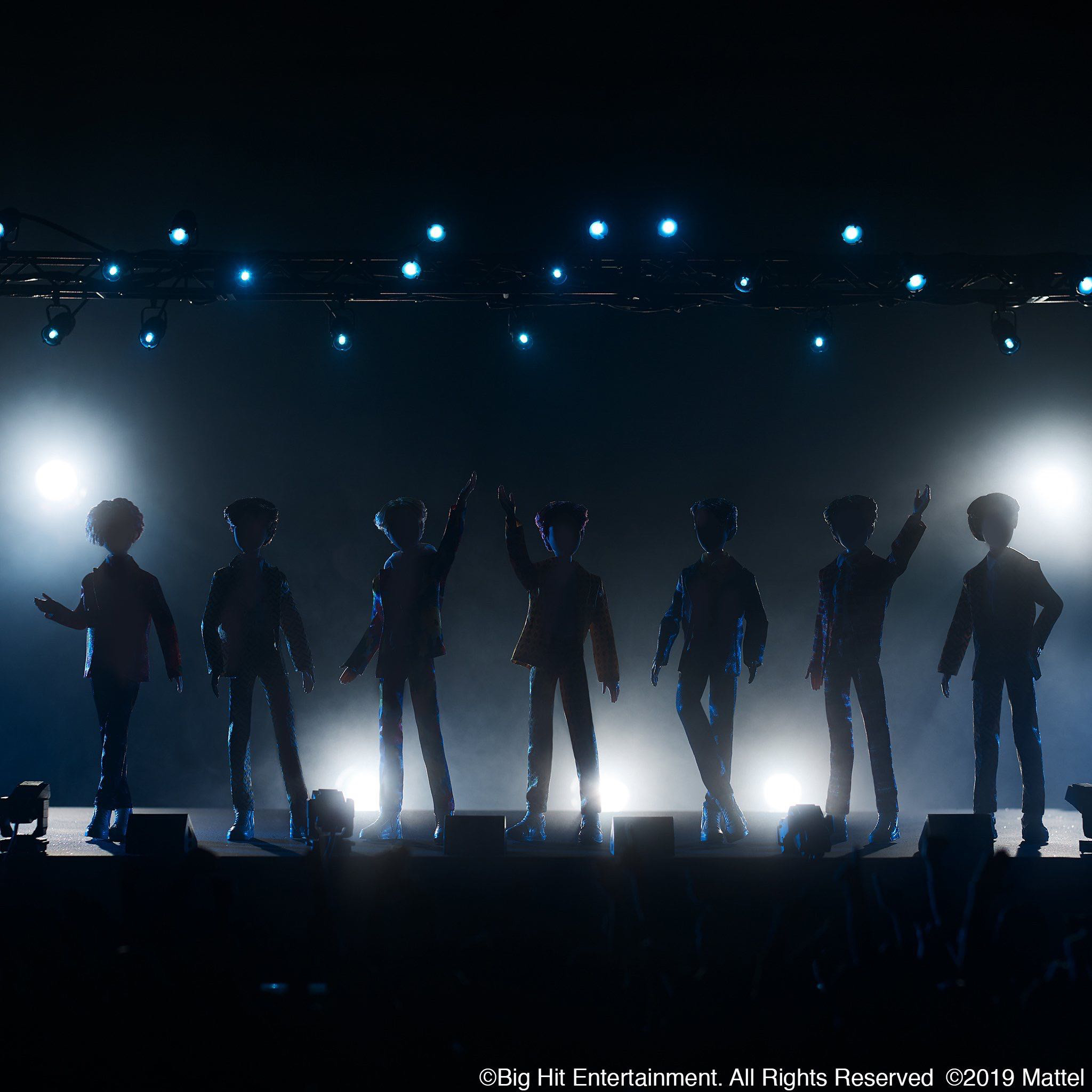 防弹少年团制作卡通玩偶,防弹少年团成员合作