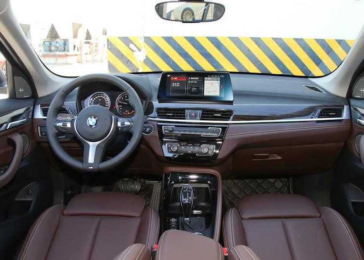 最新款3缸宝马x1值得买吗,2022款宝马x1同级别销量