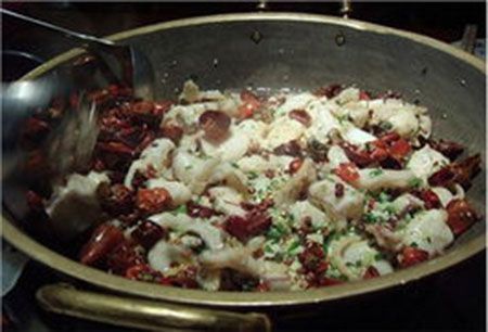 舌尖上的美食之木桶鱼,舌尖上的美食绍氏酥鱼