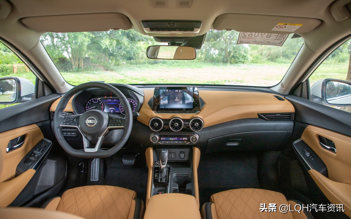 放弃卡罗拉,14代日产轩逸对比19年的卡罗拉