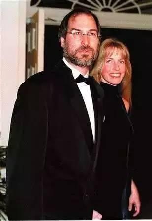 裸捐250亿美元揭露富豪最大的阴谋,乔布斯遗孀裸捐250亿美元给谁