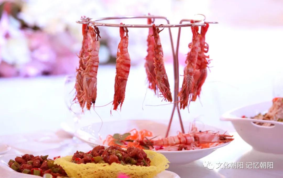 婚礼的习俗端洗脸水要说话,婚礼的习俗也特别朴实